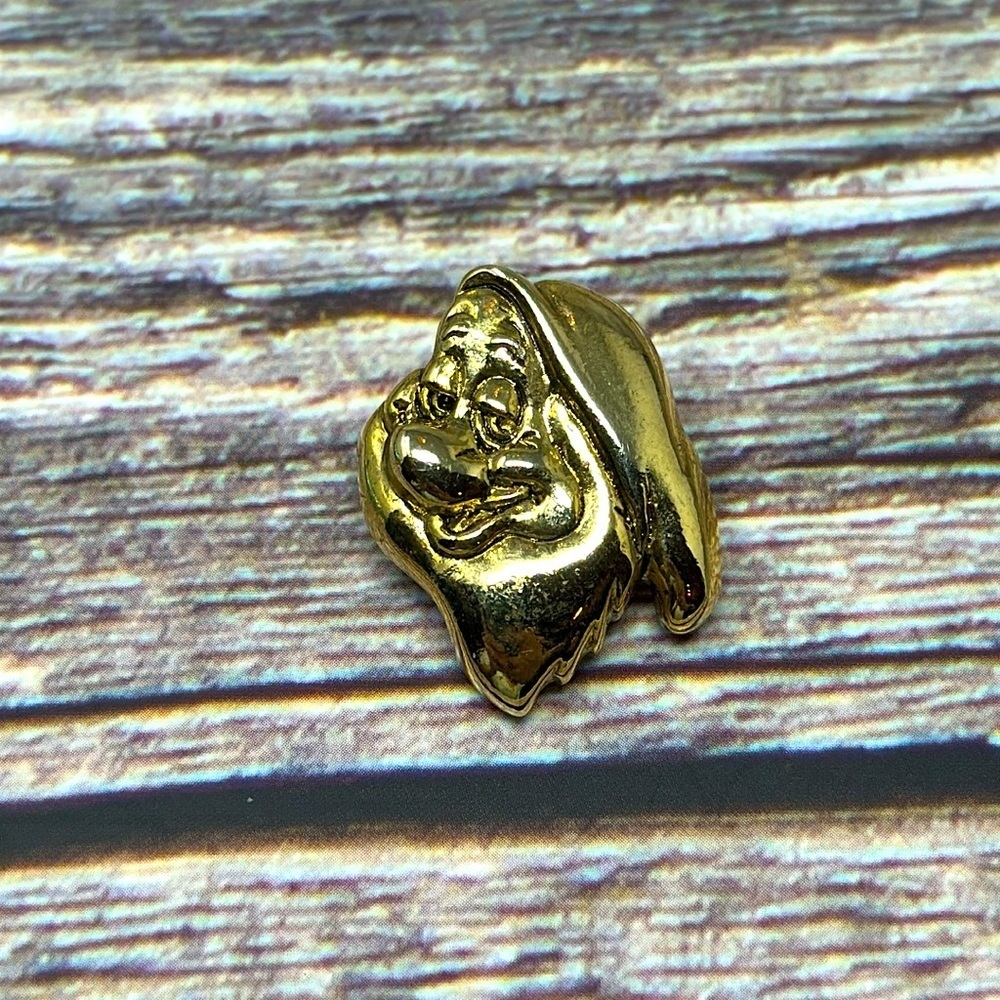 WALT DISNEY - Goldtone Snow White & The Seven Dwarfs Collectors PIN SET​​​ - Picture 4 of 9